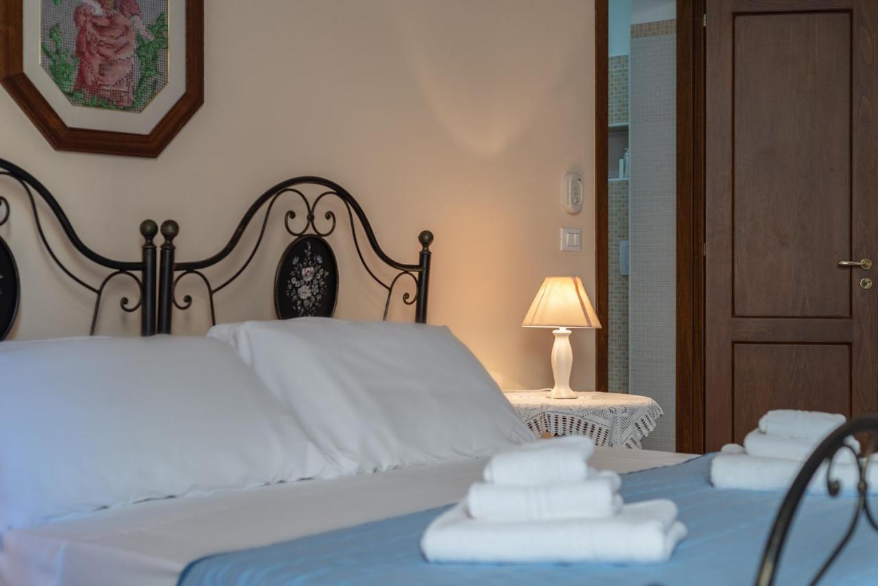 Lu Caffa By Typney Bed & Breakfast Vernole Exterior photo